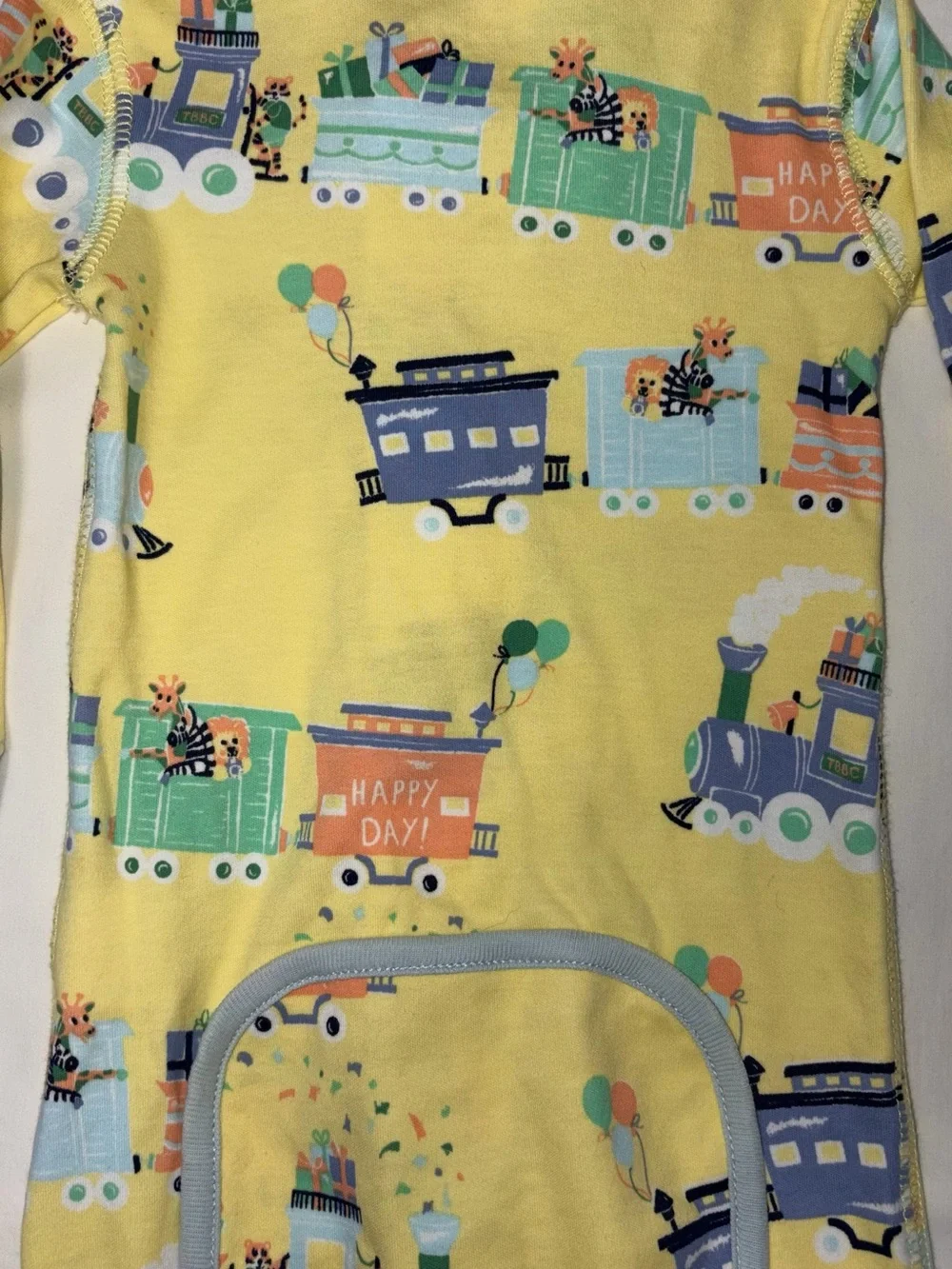 The Beaufort Bonnet Co yellow sleeper with birthday train sz 12-18 months NWOT